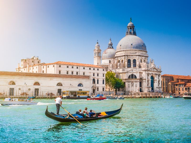 Venice sights that provoke sighs. - Via Tours Croatia