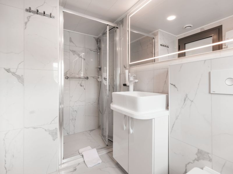 Agape Rose Luxury Mini Cruise Yacht (26)